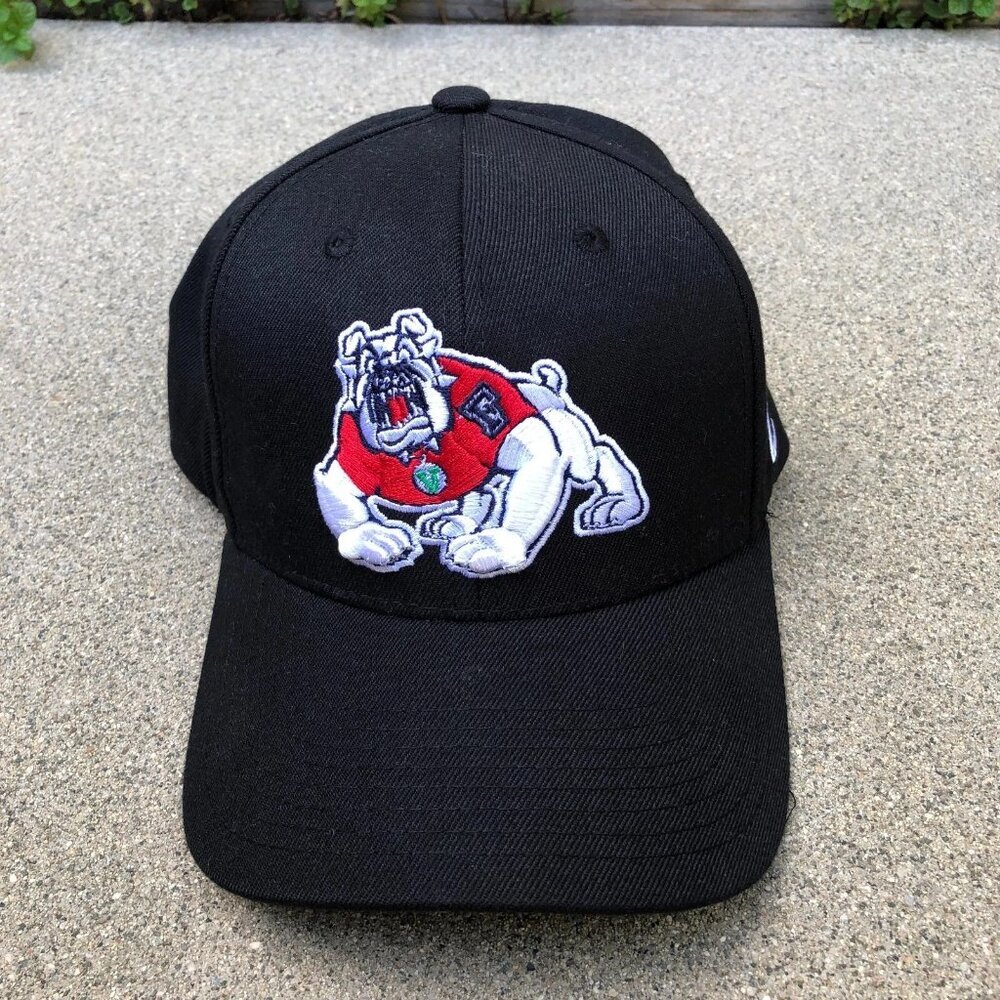 ZEPHYR Fresno State Bulldogs Fitted Hat Men's LG Black Baseball Cap​